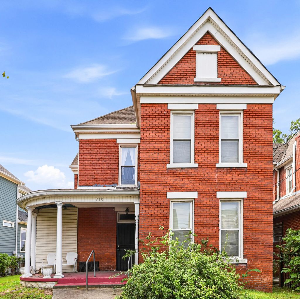 910 E Martin Luther King Boulevard, Chattanooga