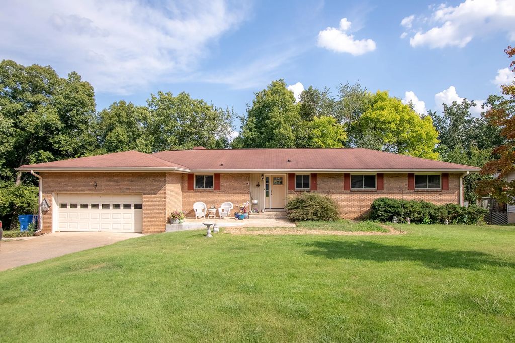 5846 Crestview Drive, Hixson
