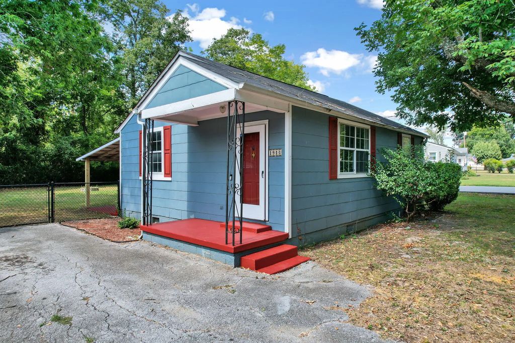 1911 Dupont Street, Hixson