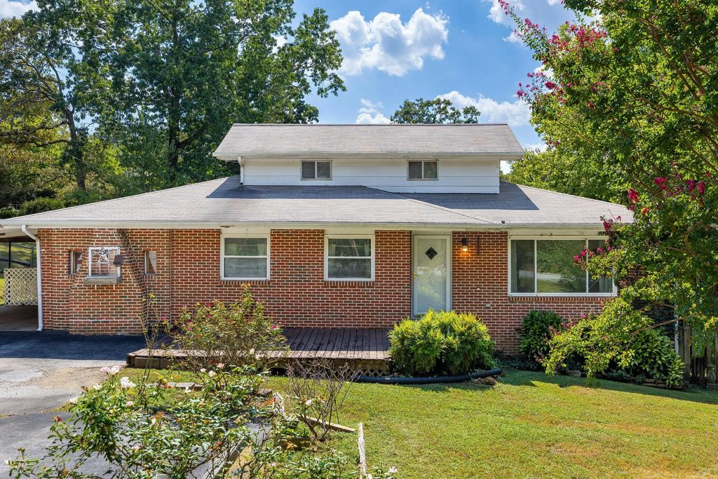 8316 Pine Ridge Road, Ooltewah