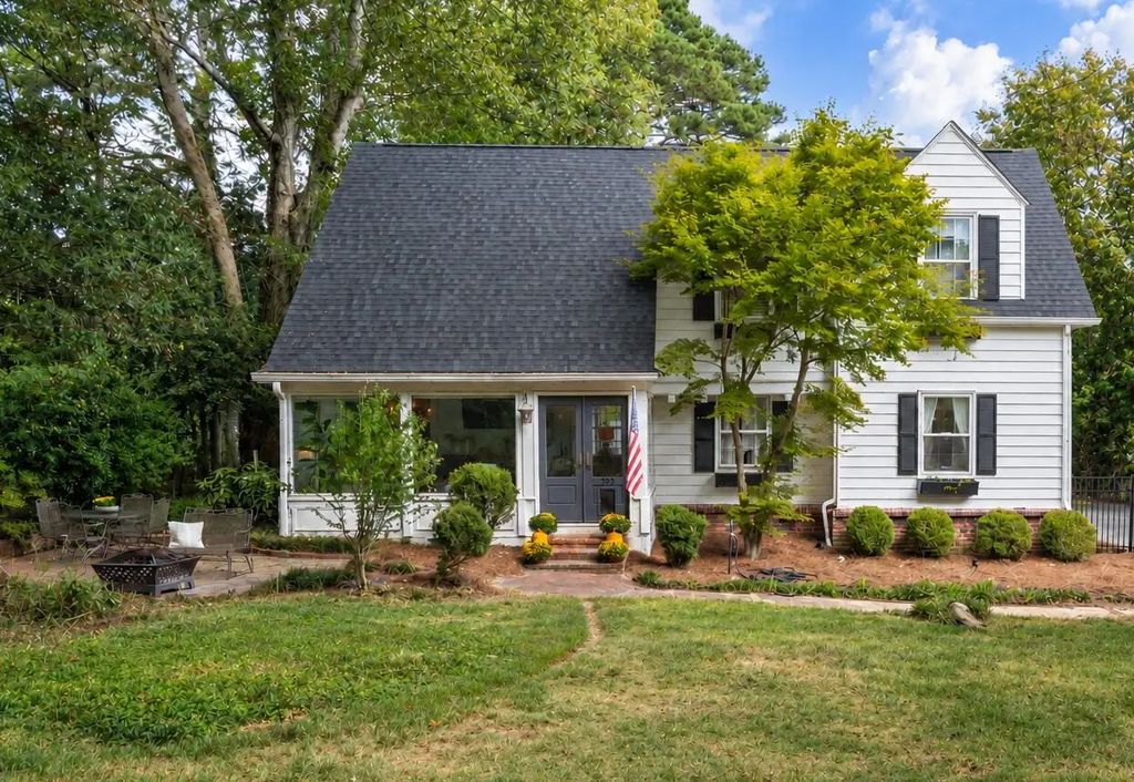 703 Fleetwood Drive, Lookout Mountain