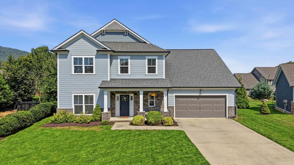 409 Stone Valley Lane, Hixson