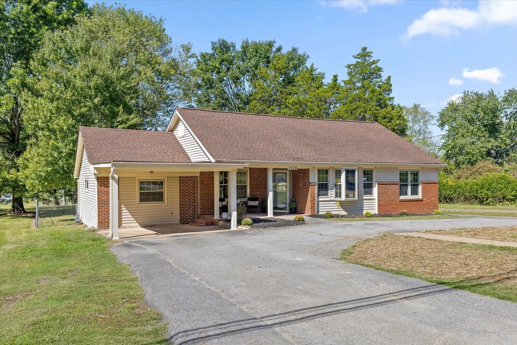 1519 Morris Hill Road, Chattanooga