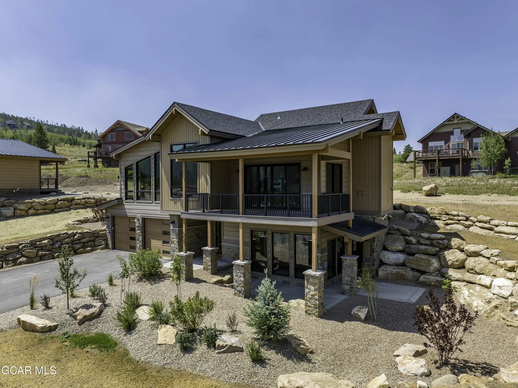 555 Talon Way, Granby