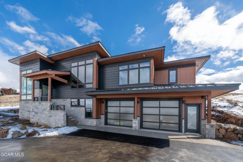 818 Lower Ranch View Road, Granby