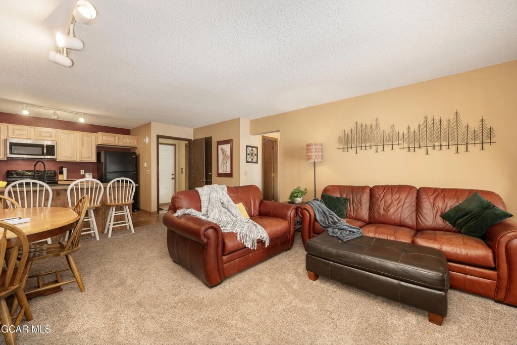 80 Jabberwocky C202, Fraser