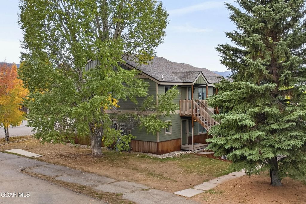 95 Doc Susie Avenue D-5, Fraser