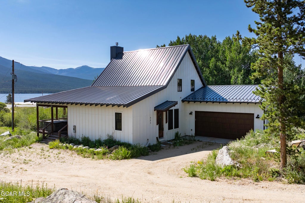 321 Co Rd 465, Grand Lake