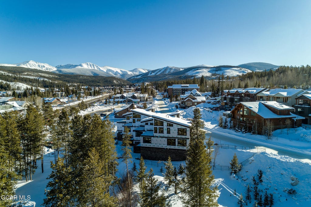 442 Lions Gate Dr, Winter Park