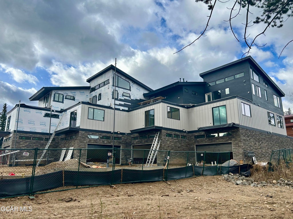 460 Lions Gate Dr, Winter Park