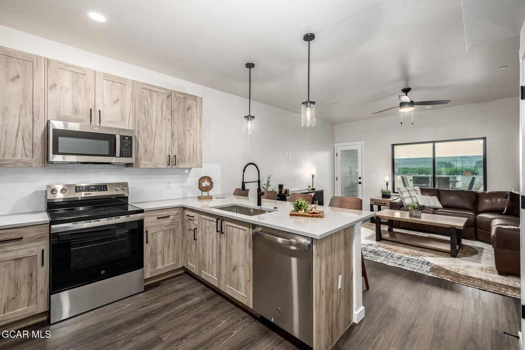 131 Granby Meadow Drive, Granby