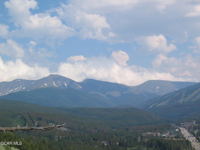 313 Bridger Trace, Fraser