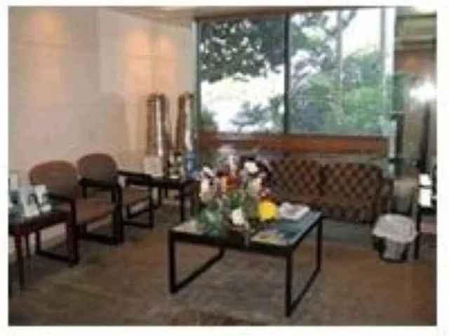 5 of 6 - 3109 Stirling Rd, Fort Lauderdale, FL