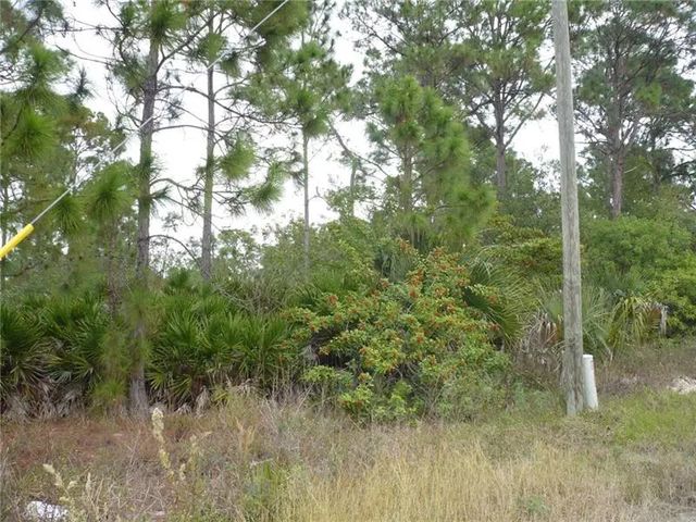 3 of 8 - 320 G Road, Other City - In The State Of Florida, FL