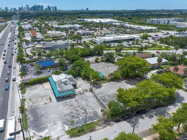 3 of 13 - 2790 W Broward Blvd, Fort Lauderdale, FL