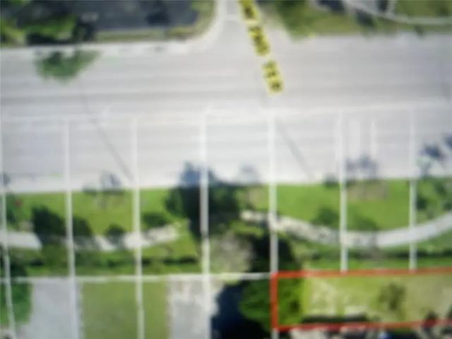 2 of 3 - 224 Sw 10th St, Deerfield Beach, FL