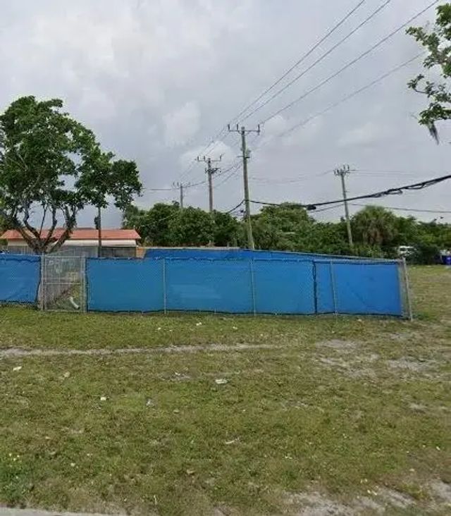2 of 2 - Nw 27th Ave, Pompano Beach, FL