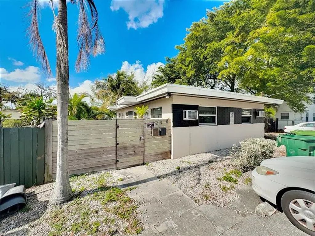 1219 Ne 5th Ter, Fort Lauderdale