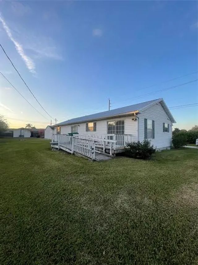3 of 22 - 2130 State Road 70, Okeechobee, FL