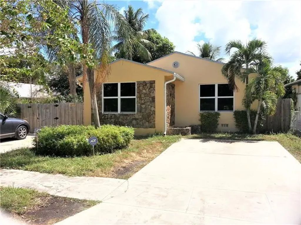 1123 N 17th Ave, Hollywood