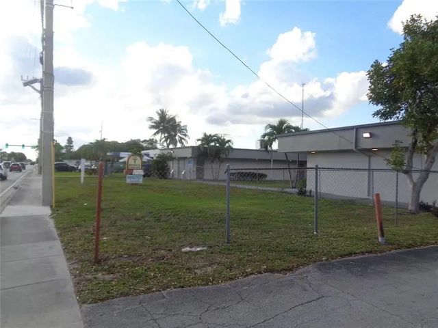 5 of 11 - 2323 Nw 19th St, Fort Lauderdale, FL