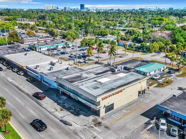 1222 Ne 163rd St, North Miami Beach