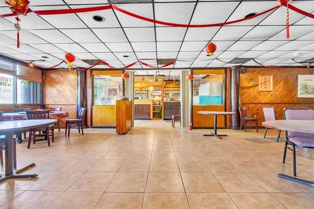 4 of 16 - 1222 Ne 163rd St, North Miami Beach, FL