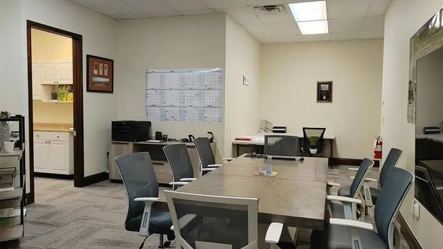 5 of 12 - 1565 N Park Dr 104, Weston, FL
