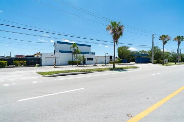 1126 Dr Martin Luther King Jr Blvd, Pompano Beach