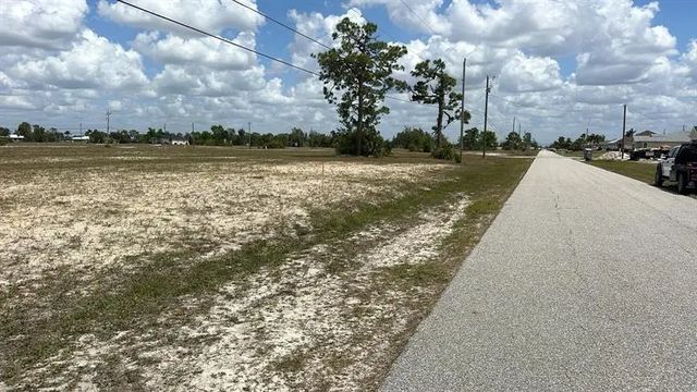 3 of 8 - 537 Nw 15 Ter, Cape Coral, FL