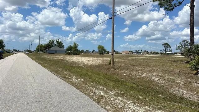 5 of 8 - 537 Nw 15 Ter, Cape Coral, FL