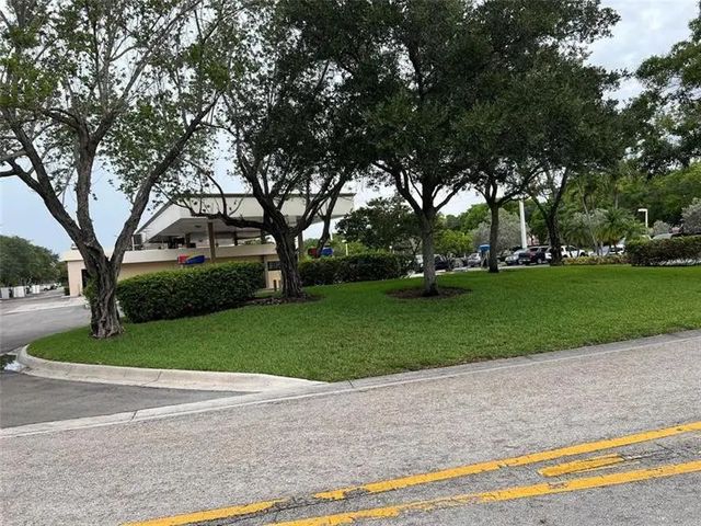 3 of 15 - 11218 Wiles Rd, Coral Springs, FL