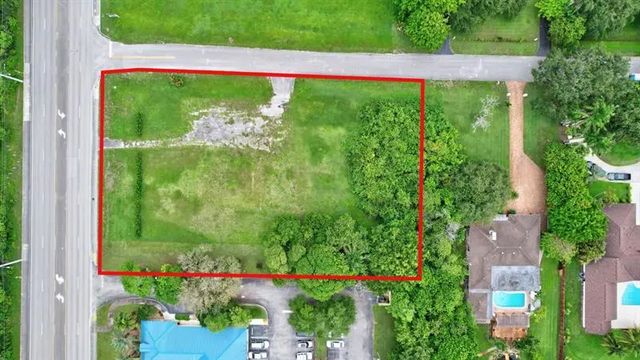 3 of 4 - 5655 Davie Road, Davie, FL