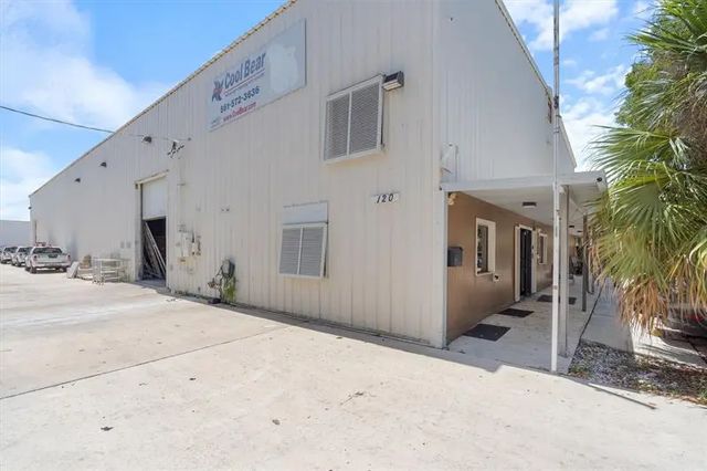 120 Southridge Rd, Delray Beach