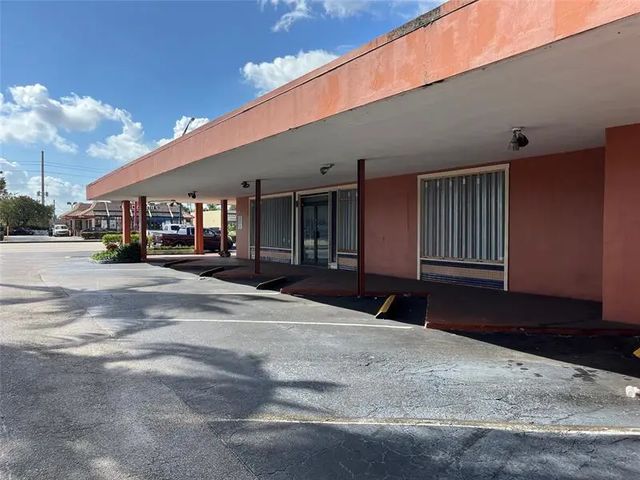 2 of 13 - 1361 E Commercial Blvd, Oakland Park, FL