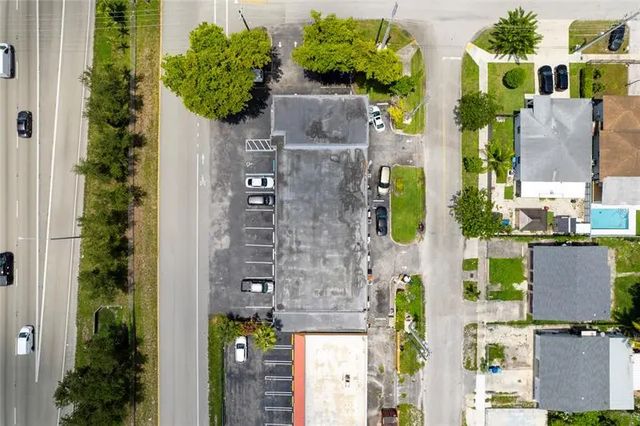 2 of 6 - 16731 Nw 44th Ave, Miami Gardens, FL