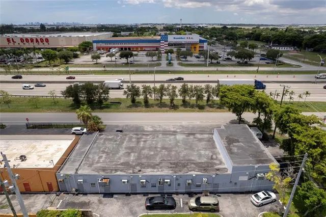 3 of 6 - 16731 Nw 44th Ave, Miami Gardens, FL