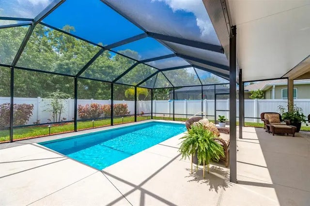 166 Port Royal Ct, Sebastian