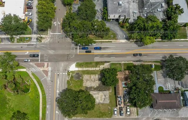 4 of 5 - 1246 N 16th St, St Petersburg, FL