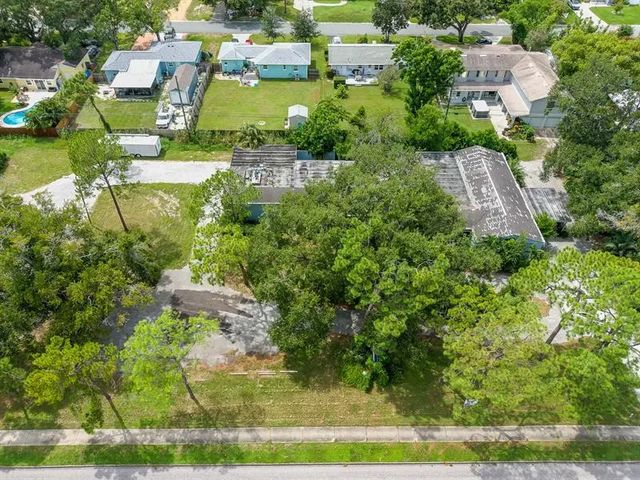 2 of 27 - 4100 N 16th St N, St Petersburg, FL