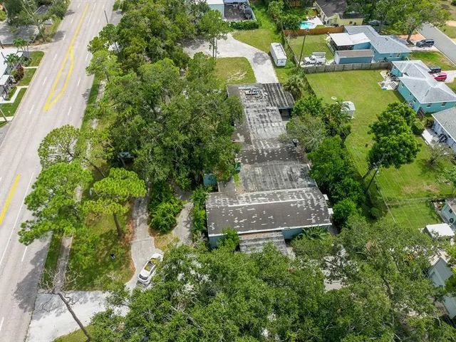 4 of 27 - 4100 N 16th St N, St Petersburg, FL
