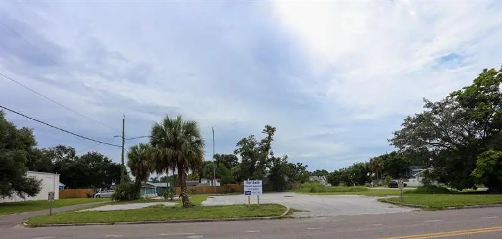 N 17th St N, St Petersburg