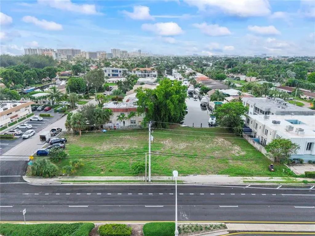 2716 Ne 14th Street Cswy, Pompano Beach