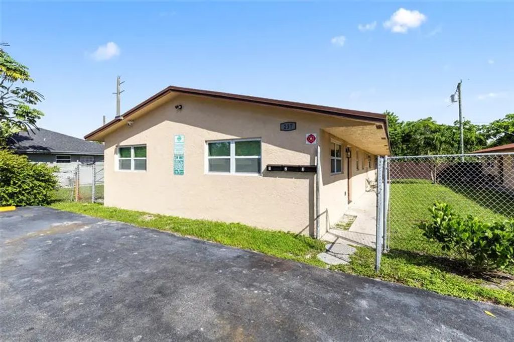 237 Nw 12th Ct, Pompano Beach