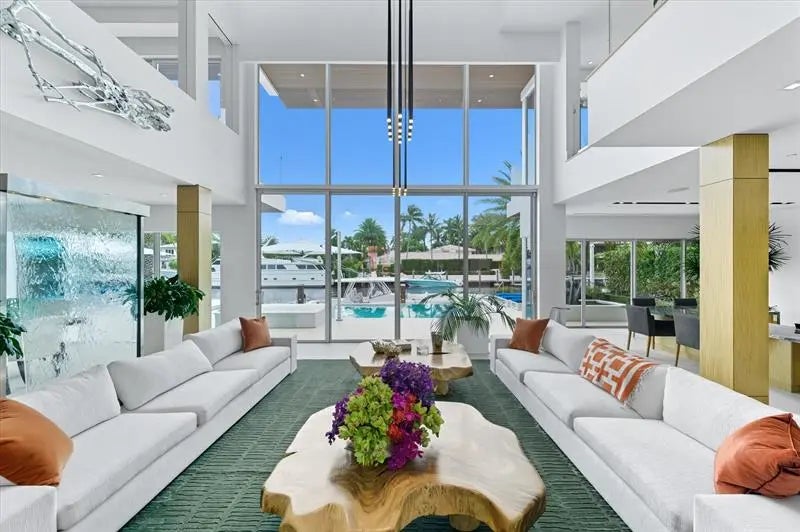 14 N Isla Bahia Dr, Fort Lauderdale