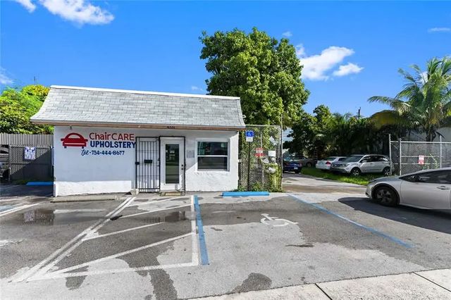 4331 W Hallandale Beach Blvd, Hollywood