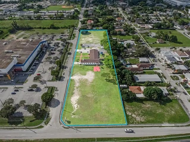 16600 Nw 44th Ct, Opa-Locka