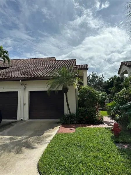 3024 Lucerne Park Dr, Greenacres