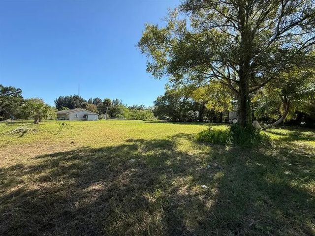3704 Arnold Rd, Fort Pierce 