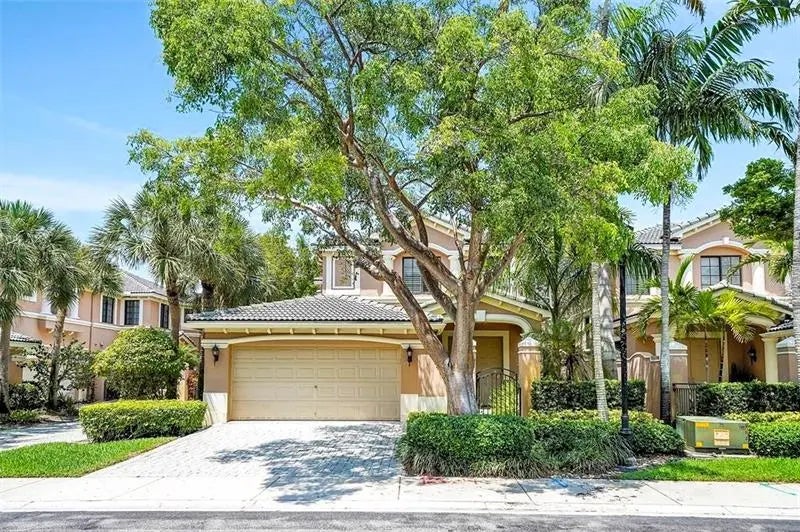 Photo of Listing #F10533167